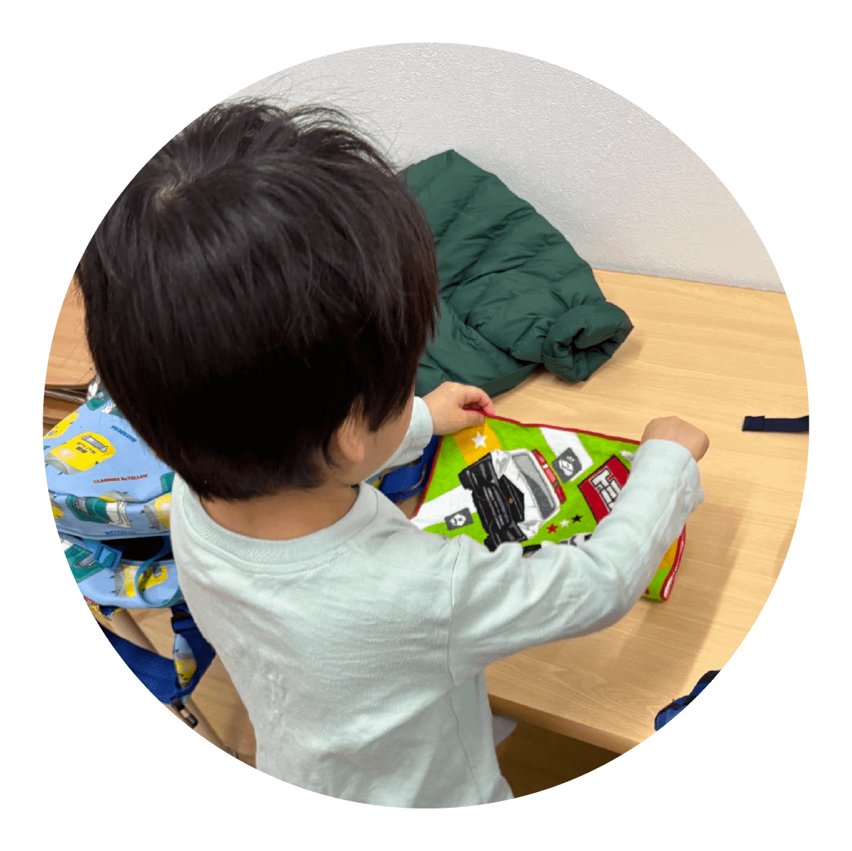 朝の身支度をする子どもの様子